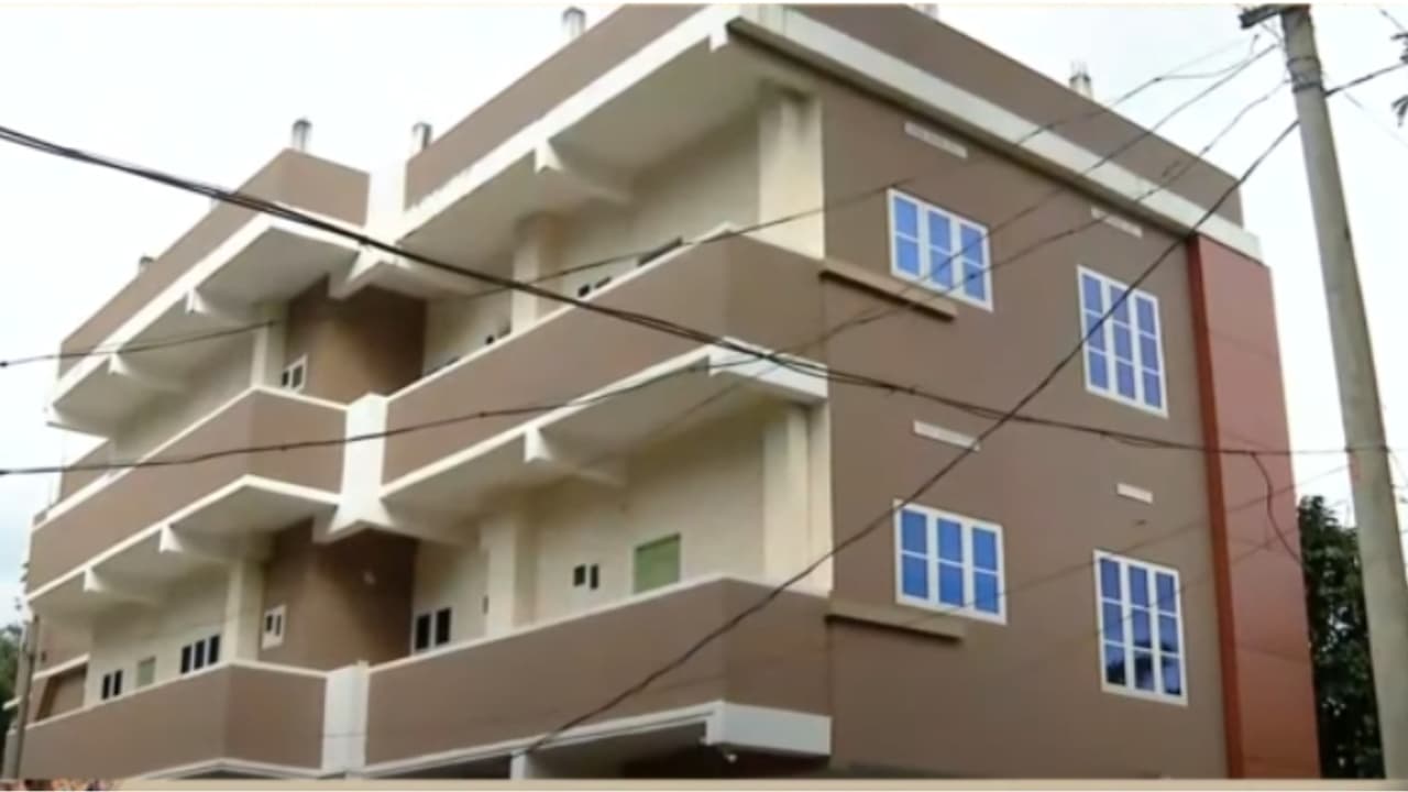 ദുരിതബാധിതർക്കായി പാർപ്പിടം ഒരുക്കാൻ സന്നദ്ധ സംഘടനകൾ; എട്ട് ഫ്ലാറ്റുകൾ തയ്യാറെന്ന് നാഷണൽ ലീഗ് ദുരിതബാധിതർക്കായി പാർപ്പിടം ഒരുക്കാൻ സന്നദ്ധ സംഘടനകൾ; എട്ട് ഫ്ലാറ്റുകൾ തയ്യാറെന്ന് നാഷണൽ ലീഗ്