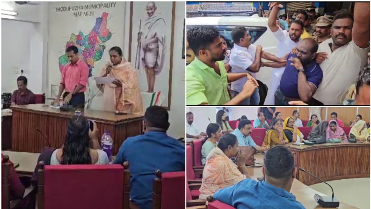 കോൺഗ്രസിനെ വെട്ടി, സിപിഎമ്മിന് വോട്ടിട്ട് ലീഗ് പ്രതിനിധികൾ; തൊടുപുഴയിൽ ഭരണം നിലനിർത്തി എൽഡിഎഫ് കോൺഗ്രസിനെ വെട്ടി, സിപിഎമ്മിന് വോട്ടിട്ട് ലീഗ് പ്രതിനിധികൾ; തൊടുപുഴയിൽ ഭരണം നിലനിർത്തി എൽഡിഎഫ്