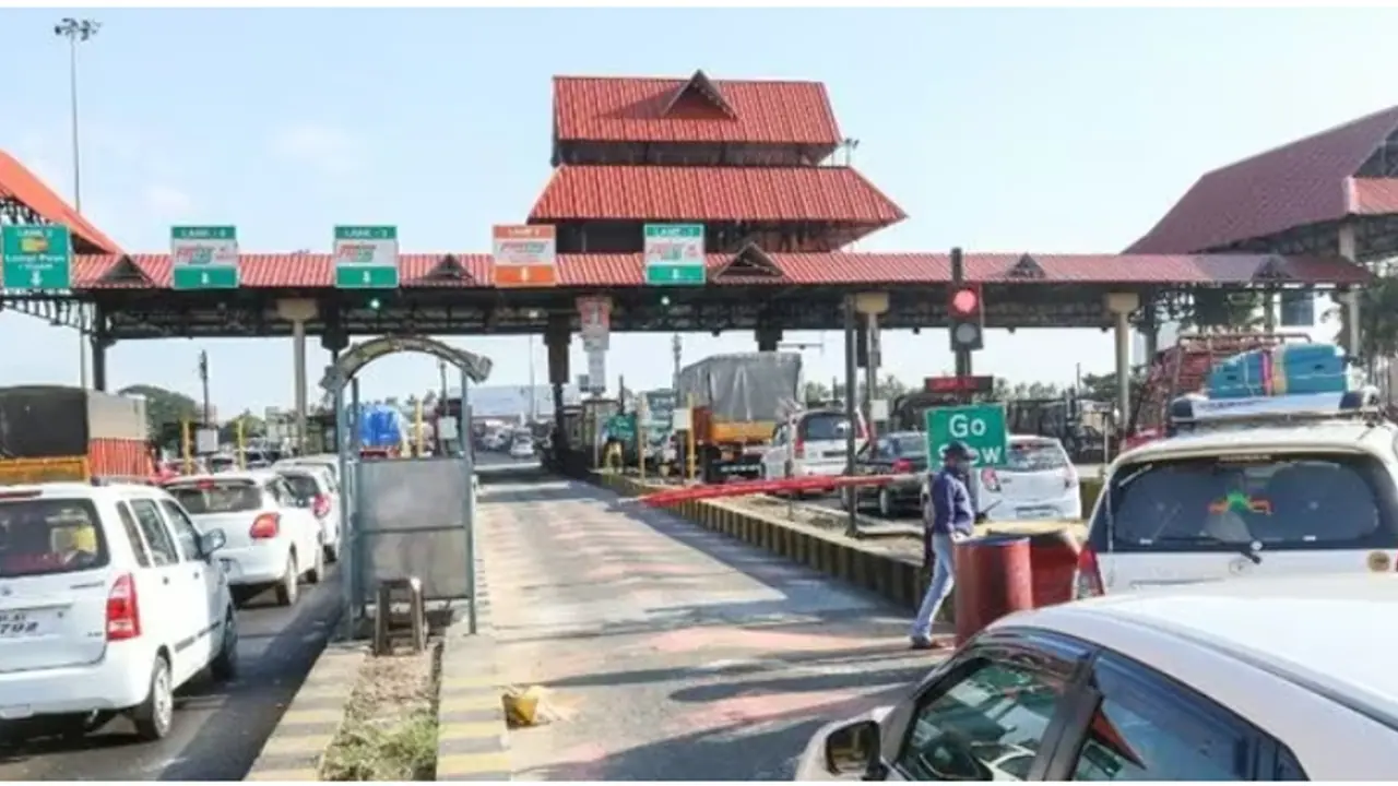 Paliyekkara toll Paliyekkara toll