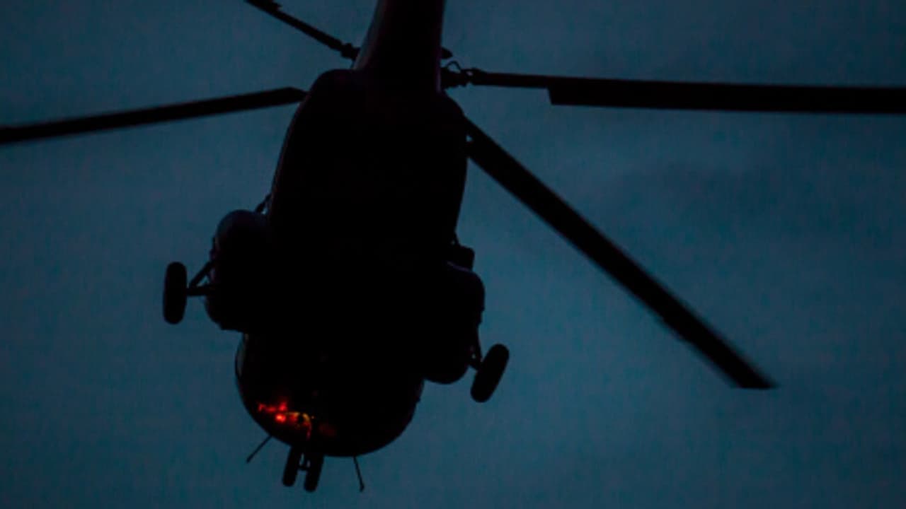 19 യാത്രക്കാരും മൂന്ന് ജീവനക്കാരുമായി പോവുകയായിരുന്ന എംഐ 8 ഹെലികോപ്ടർ കാണാതായി 19 യാത്രക്കാരും മൂന്ന് ജീവനക്കാരുമായി പോവുകയായിരുന്ന എംഐ 8 ഹെലികോപ്ടർ കാണാതായി