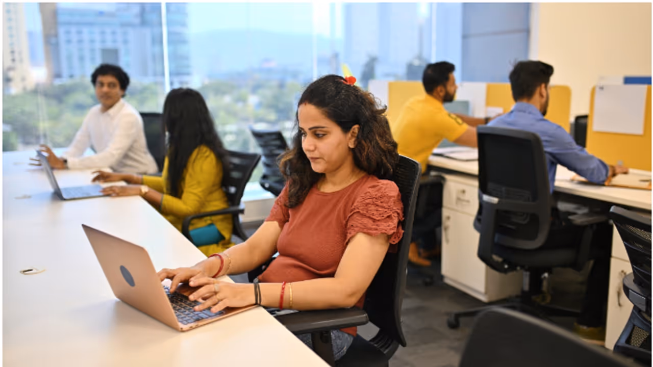 ജര്‍മ്മനി, യുകെ, കാനഡ, സൗദി അറേബ്യ, കുവൈത്ത്; മികച്ച തൊഴിലവസരങ്ങൾ കാത്തിരിക്കുകയാണോ? ഇപ്പോൾ രജിസ്റ്റർ ചെയ്യാം