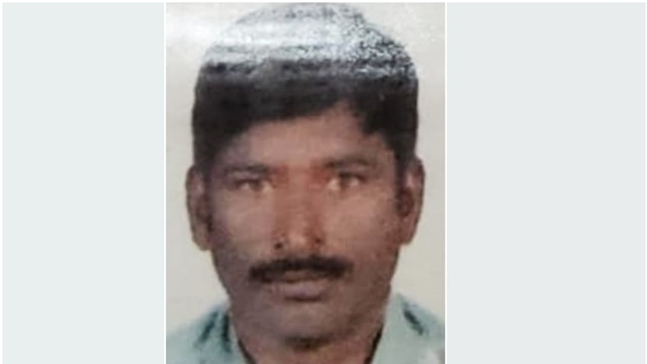 ഉറക്കത്തിൽ ഹൃദയാഘാതം; പ്രവാസി ഇന്ത്യക്കാരൻ മരിച്ചു ഉറക്കത്തിൽ ഹൃദയാഘാതം; പ്രവാസി ഇന്ത്യക്കാരൻ മരിച്ചു