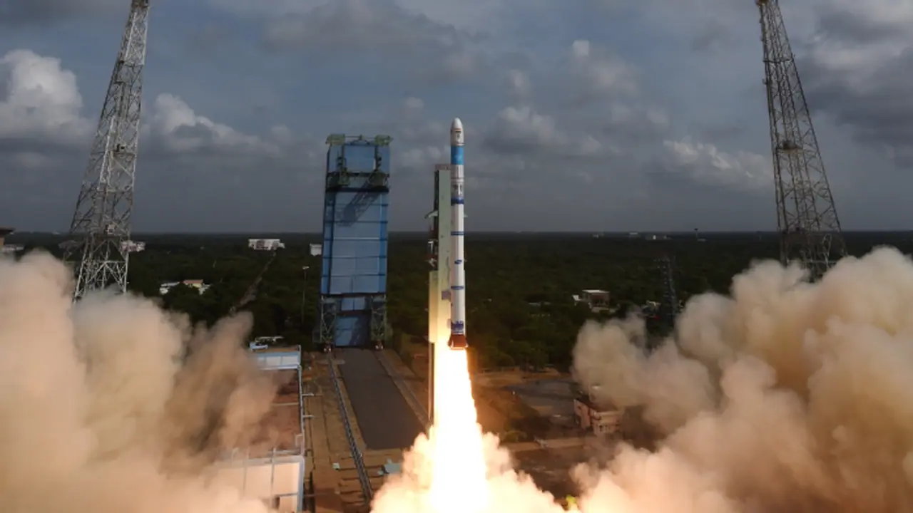 പ്രകൃതിദുരന്തങ്ങള്ക്കെതിരായ ഇന്ത്യന് പ്രതിരോധം, കരുത്താകാന് ഇഒഎസ് 08 സാറ്റ്ലൈറ്റ്; സവിശേഷതകള് വിശദമായി പ്രകൃതിദുരന്തങ്ങള്ക്കെതിരായ ഇന്ത്യന് പ്രതിരോധം, കരുത്താകാന് ഇഒഎസ് 08 സാറ്റ്ലൈറ്റ്; സവിശേഷതകള് വിശദമായി