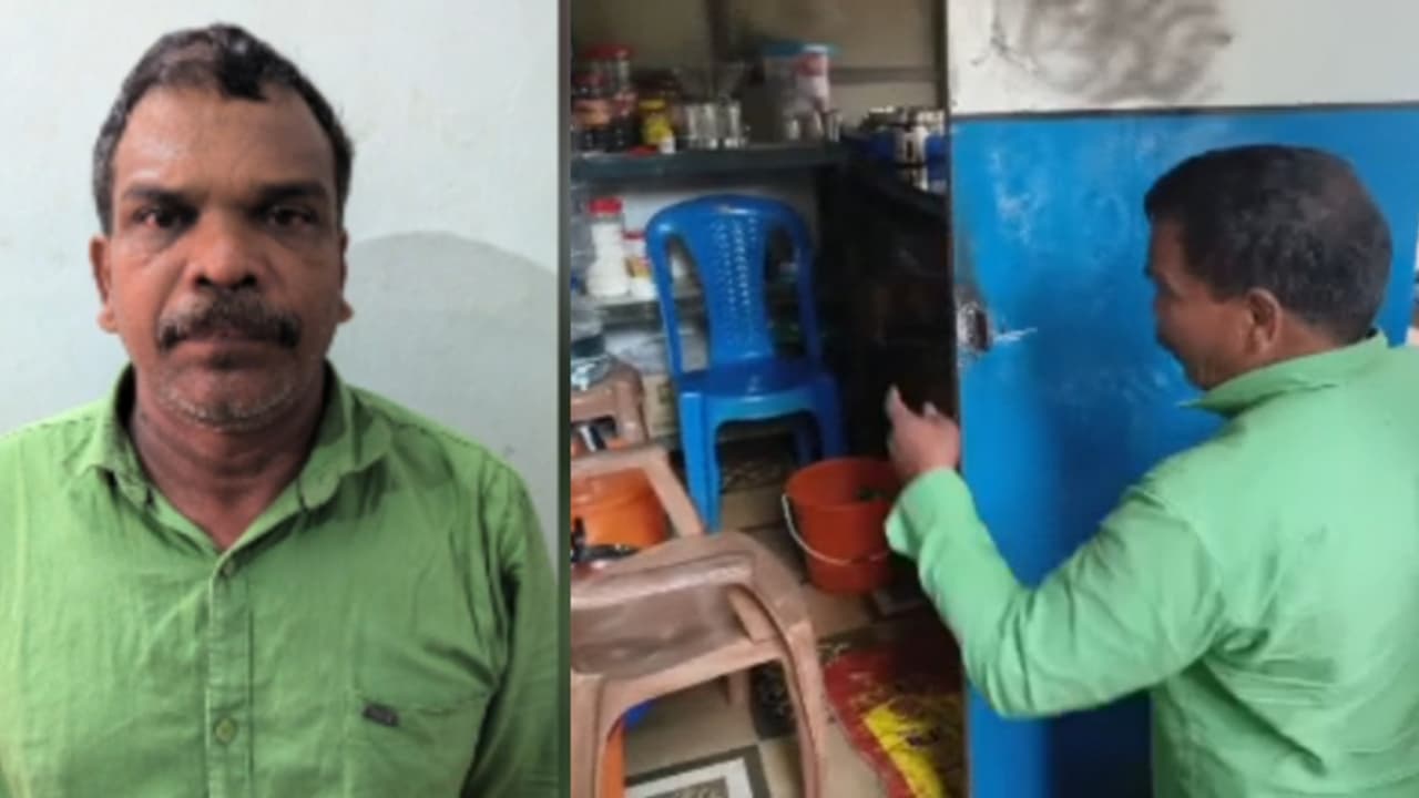 പയ്യന്നൂരിൽ കുടുംബശ്രീ കോഫി ബങ്കിന്റെ പൂട്ട് പൊളിച്ചത് രാധകൃഷ്ണൻ, മോഷ്ടിച്ചത് ബാങ്കിലടക്കാനുള്ള പണം, പിടിയിൽ പയ്യന്നൂരിൽ കുടുംബശ്രീ കോഫി ബങ്കിന്റെ പൂട്ട് പൊളിച്ചത് രാധകൃഷ്ണൻ, മോഷ്ടിച്ചത് ബാങ്കിലടക്കാനുള്ള പണം, പിടിയിൽ