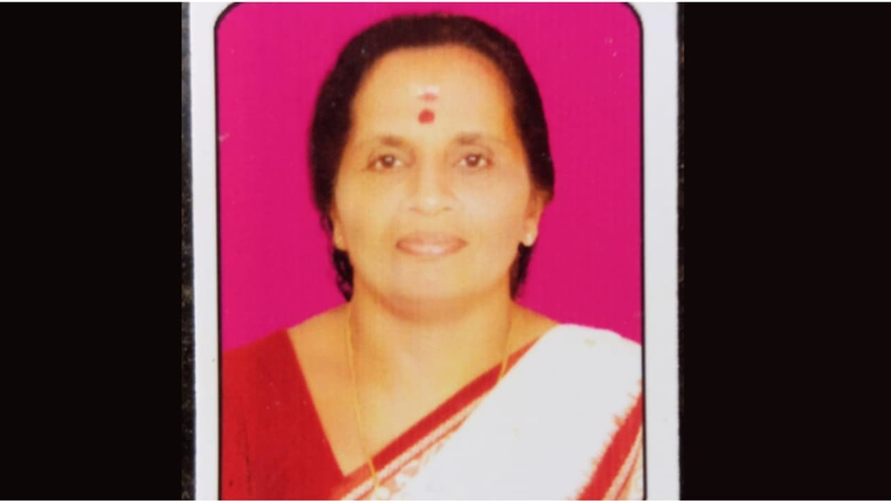 ആലപ്പുഴയിൽ കാർ ഓട്ടോയിലിടിച്ച് വീട്ടമ്മയ്ക്ക് ദാരുണാന്ത്യം