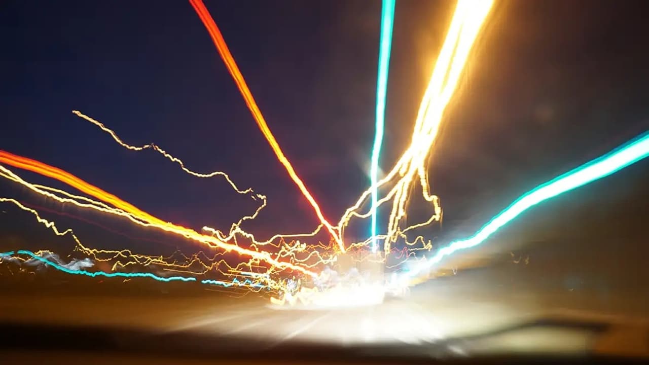 Speed of Light | ஒளியின் வேகத்தில் பயணிக்க முடியுமா? 