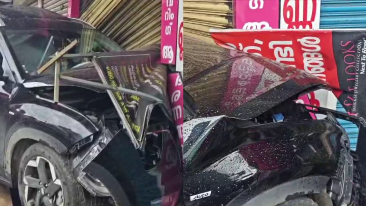 ഷട്ടറും തകര്‍ത്ത് കാര്‍ കടയിലേക്ക് ഇടിച്ചുകയറി; അപകടത്തിൽപെട്ടത് മൂന്നാറിൽ വിനോദ യാത്രക്ക് പോയ വിദ്യാർഥിക‌ൾ