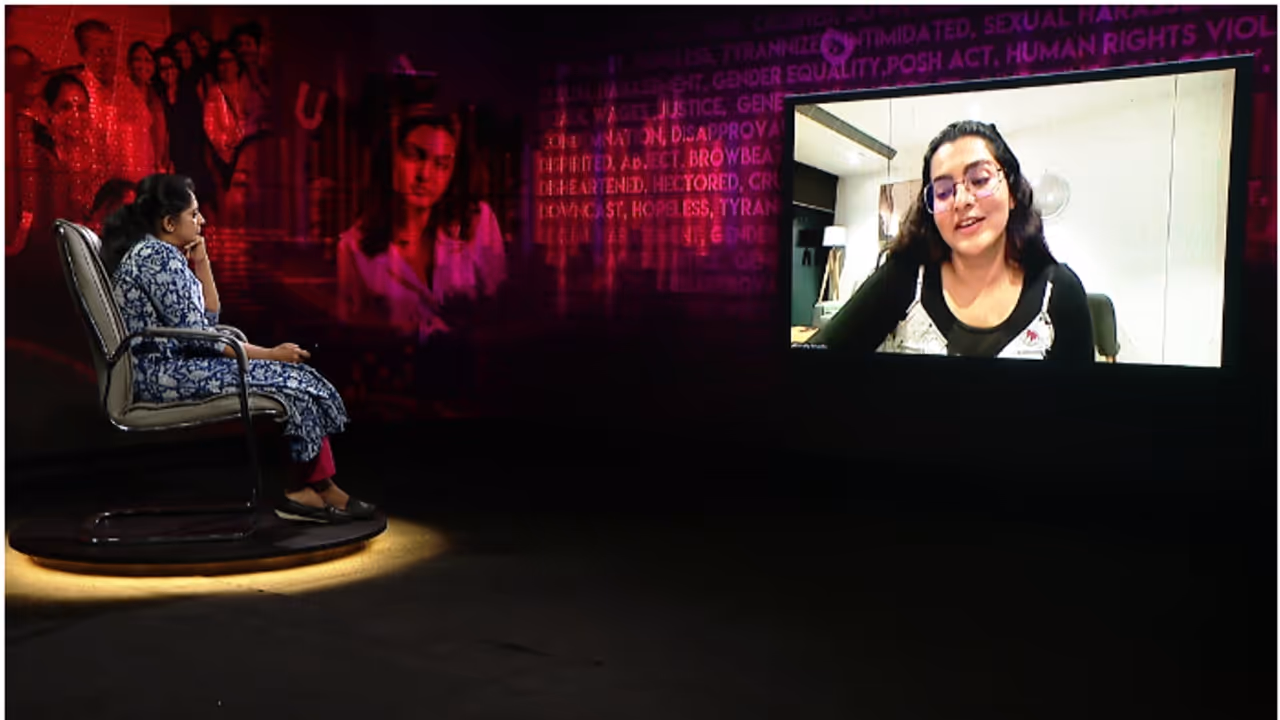 'ഇരകൾ പരാതി കൊടുക്കേണ്ട ആവശ്യമില്ല, നടപടി എടുക്കേണ്ടത് സർക്കാർ, അമ്മ ഇതുവരെ ചർച്ചയ്ക്ക് വിളിച്ചില്ല': പാർവതി 'ഇരകൾ പരാതി കൊടുക്കേണ്ട ആവശ്യമില്ല, നടപടി എടുക്കേണ്ടത് സർക്കാർ, അമ്മ ഇതുവരെ ചർച്ചയ്ക്ക് വിളിച്ചില്ല': പാർവതി