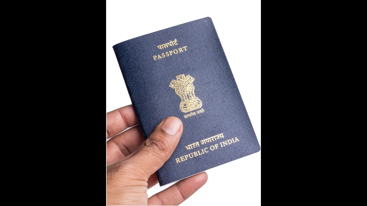 യുഎഇയിലെ പൊതുമാപ്പ്; പ്രവാസികളേ ഈ അവസരം പാഴാക്കരുത്, സഹായത്തിനായി ഹെൽപ്പ്ലൈൻ നമ്പർ പുറത്തിറക്കി കോൺസുലേറ്റ് യുഎഇയിലെ പൊതുമാപ്പ്; പ്രവാസികളേ ഈ അവസരം പാഴാക്കരുത്, സഹായത്തിനായി ഹെൽപ്പ്ലൈൻ നമ്പർ പുറത്തിറക്കി കോൺസുലേറ്റ്