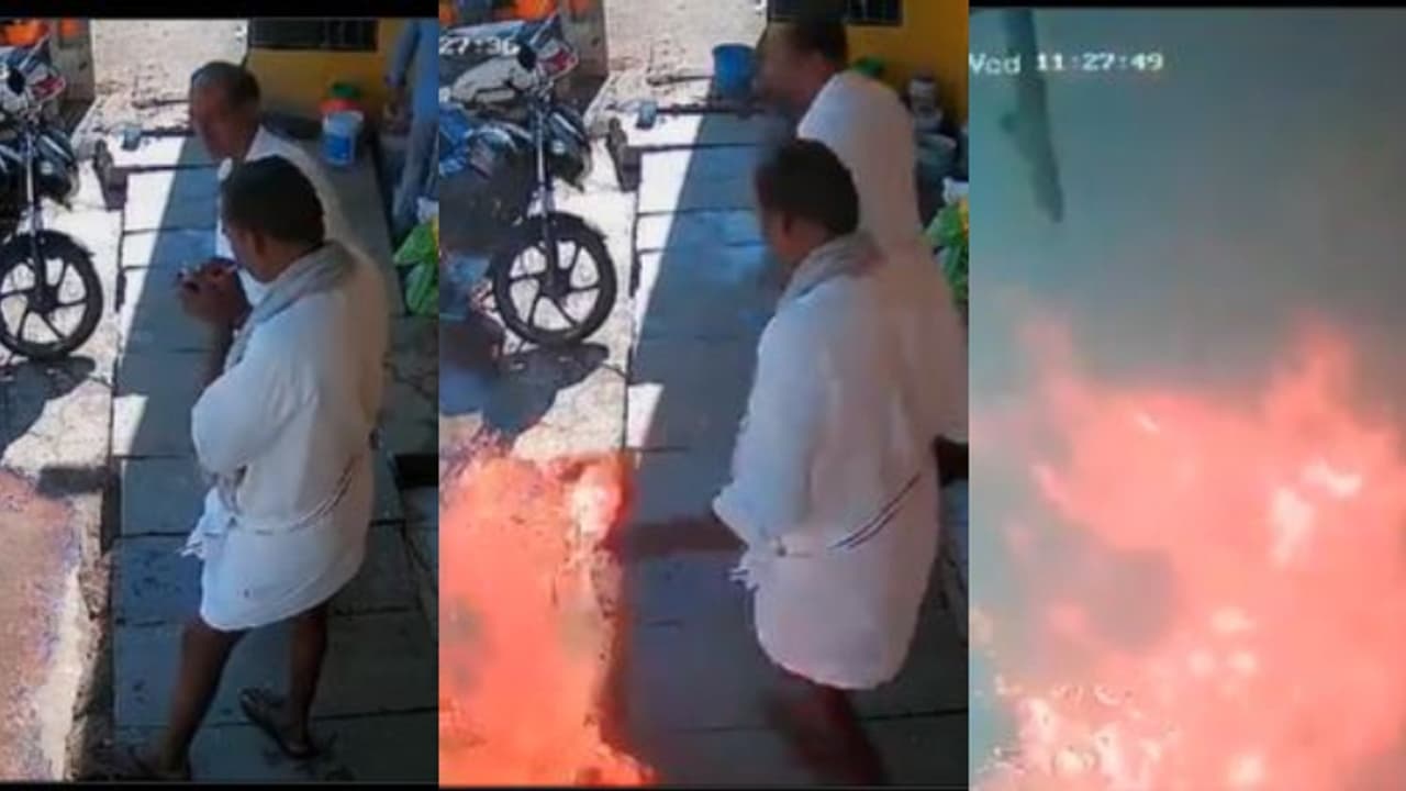 ബീഡിക്ക് തീകൊളുത്തി തിരിഞ്ഞു നിന്നു, നിമിഷ നേരംകെണ്ട് പ്രദേശമാകെ തീ, കാര്യം വ്യക്തമായത് സിസിടിവിയിൽ ബീഡിക്ക് തീകൊളുത്തി തിരിഞ്ഞു നിന്നു, നിമിഷ നേരംകെണ്ട് പ്രദേശമാകെ തീ, കാര്യം വ്യക്തമായത് സിസിടിവിയിൽ