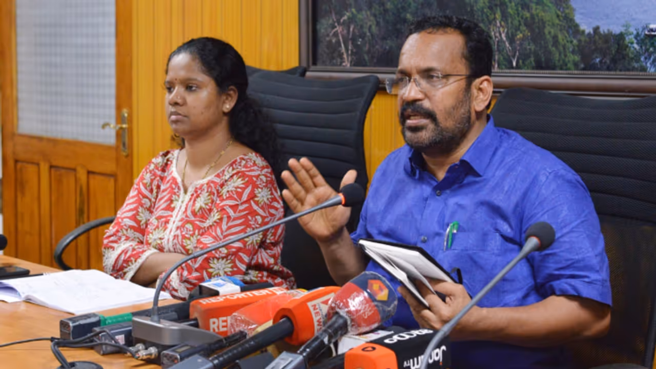 ഇത്ര വലിയ ദുരന്തം ലോകത്ത് തന്നെ അപൂര്‍വം; പുനരധിവാസം വൈകുന്നുവെന്ന പരാതിയിൽ വിശദീകരണവുമായി മന്ത്രി കെ രാജൻ