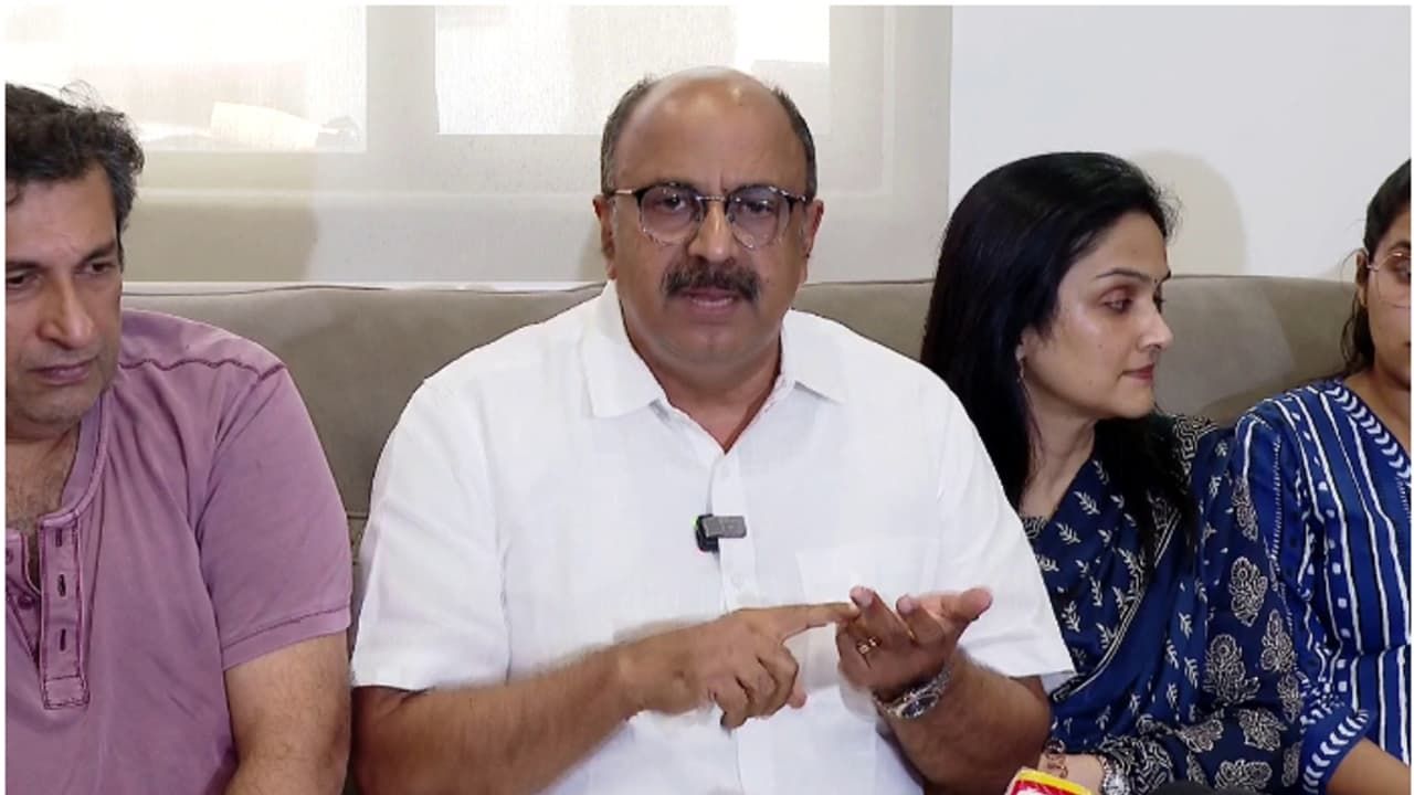 'ഞങ്ങളുടെ പല അംഗങ്ങളെയും വിളിച്ചില്ല, മമ്മൂട്ടിയും മോഹൻലാലും മൂന്നോ നാലോ തവണ കമ്മിറ്റിക്കു മുമ്പിലെത്തി'