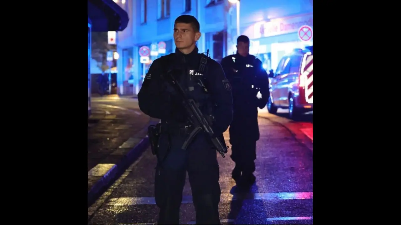 Germany tragedy: 3 killed, 4 seriously injured in knife attack at Solingen festival; WATCH shocking videos Germany tragedy: 3 killed, 4 seriously injured in knife attack at Solingen festival; WATCH shocking videos