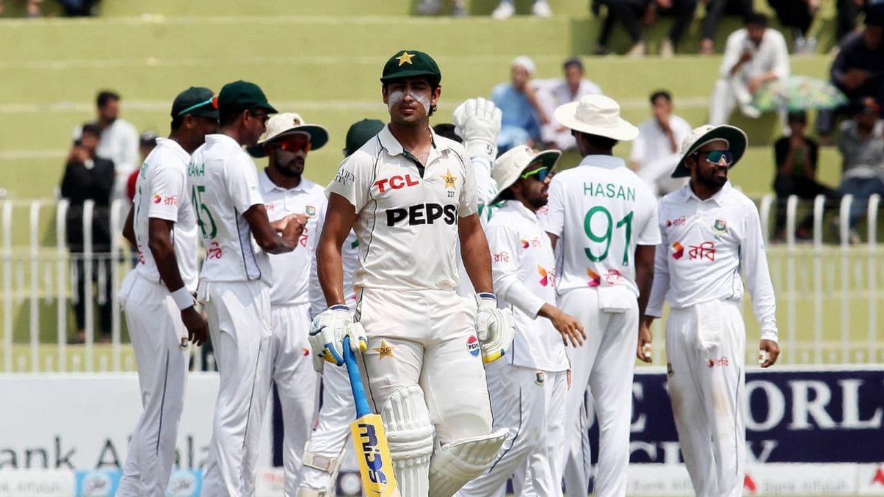 పాకిస్తాన్ కు ఘోర అవమానం.. చరిత్ర సృష్టించిన బంగ్లాదేశ్ పాకిస్తాన్ కు ఘోర అవమానం.. చరిత్ర సృష్టించిన బంగ్లాదేశ్