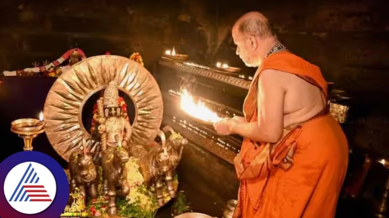 ಉಡುಪಿ; ಇಂದು ಭಕ್ತಿಪರಕಾಷ್ಟೆಯ ಶ್ರೀಕೃಷ್ಣ ಜನ್ಮಾಷ್ಟಮಿ; ಕೇಂದ್ರ ಸಚಿವ ಪ್ರಲ್ಹಾದ್ ಜೋಶಿ, ಜಗ್ಗೇಶ್ ರಕ್ಷಿತ್ ಆಗಮನ