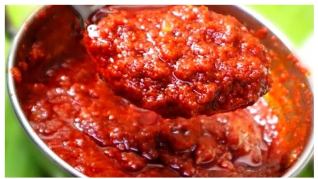 இட்லி, தோசைக்கு ஒருமுறை இப்படி கடப்பா கார சட்னி செஞ்சு சாப்பிடுங்க.. அல்டிமேட்டா இருக்கும்! இட்லி, தோசைக்கு ஒருமுறை இப்படி கடப்பா கார சட்னி செஞ்சு சாப்பிடுங்க.. அல்டிமேட்டா இருக்கும்!