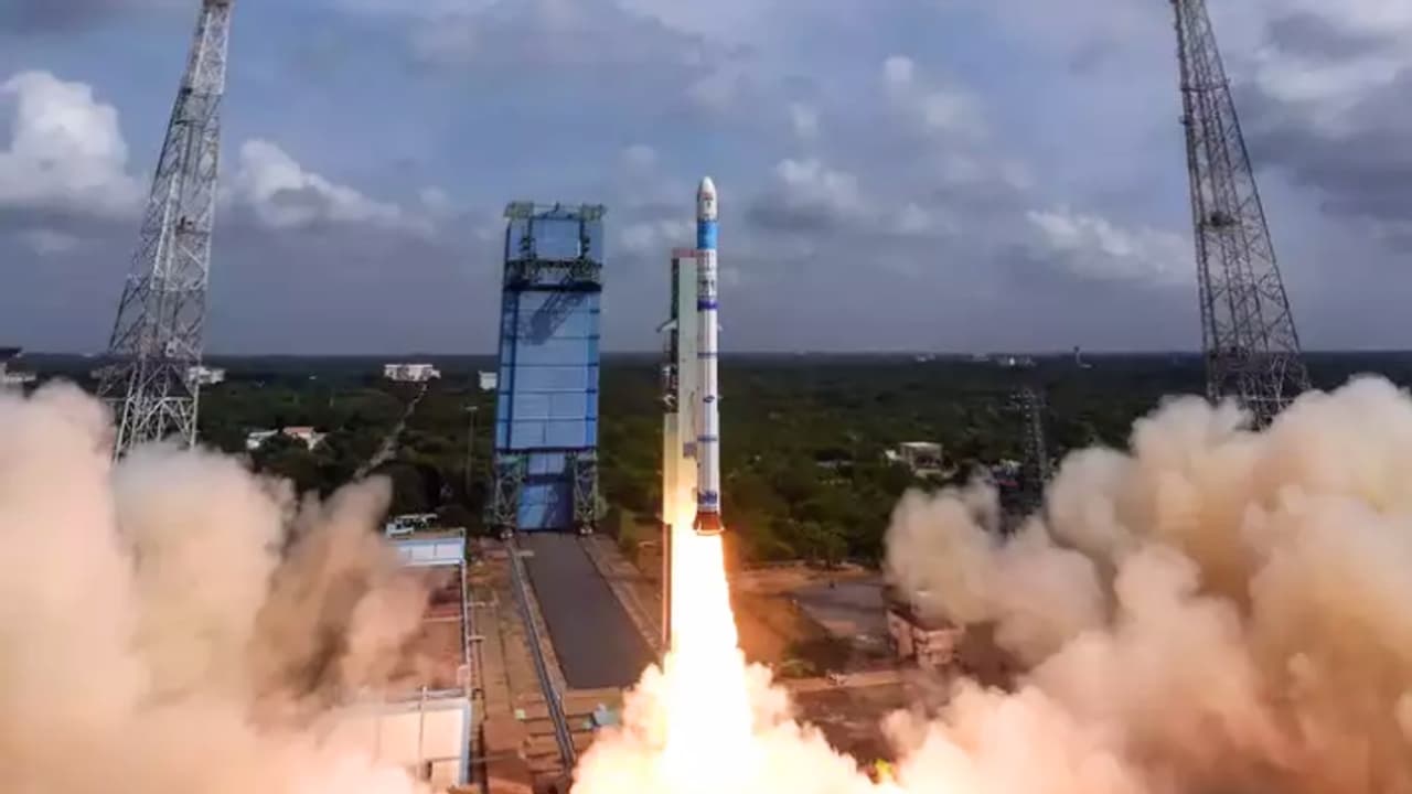 ഗഗന്‍യാന്‍: ആദ്യ മനുഷ്യ ദൗത്യത്തിനായി 2027 വരെ കാത്തിരിക്കേണ്ടി വരുമെന്ന് ഇസ്രൊ ചെയര്‍മാന്‍ 