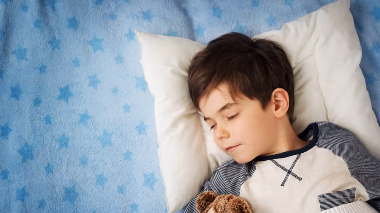 കുട്ടികൾക്ക് വേണം നല്ല ഉറക്കം ; ഇക്കാര്യങ്ങൾ അറിഞ്ഞിരിക്കൂ