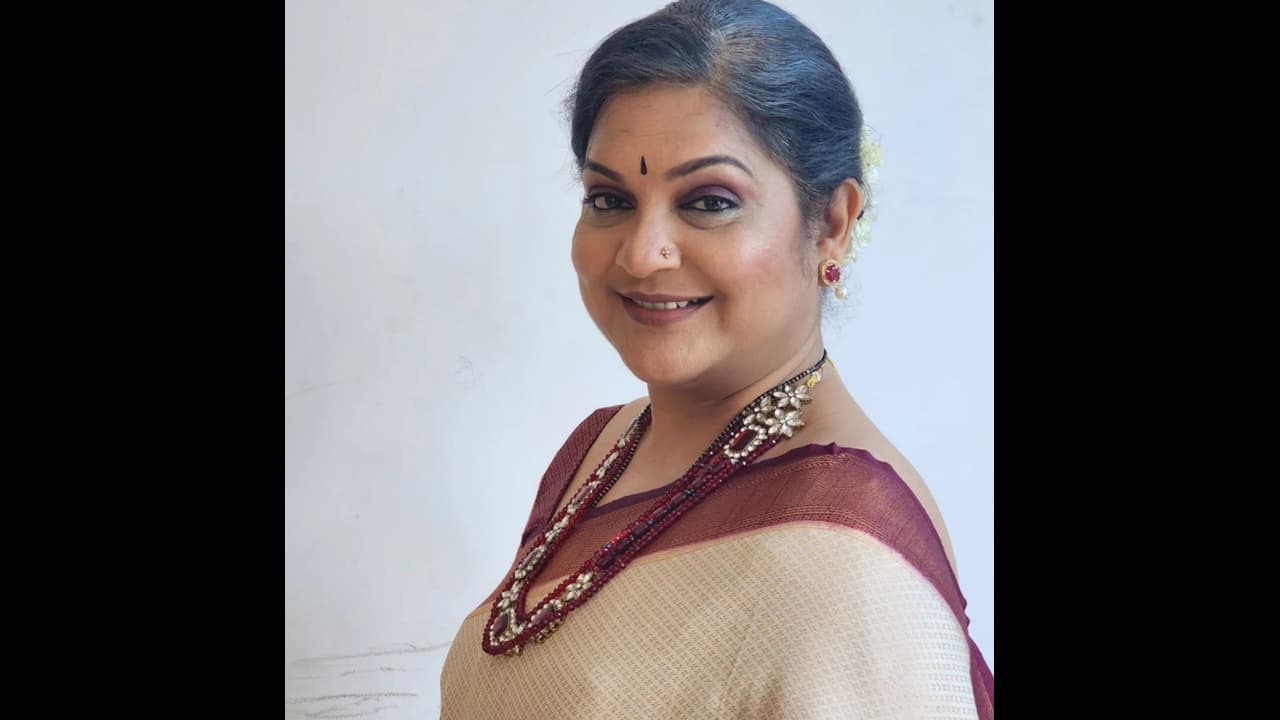 ಕನ್ನಡತಿಯ ಅಮ್ಮಮ್ಮ ಈಗ ಅಮೃತಧಾರೆಯ ಗೌತಮ್ ದಿವಾನ್ ತಾಯಿ ಭಾಗ್ಯ ದಿವಾನ್ ! ಕನ್ನಡತಿಯ ಅಮ್ಮಮ್ಮ ಈಗ ಅಮೃತಧಾರೆಯ ಗೌತಮ್ ದಿವಾನ್ ತಾಯಿ ಭಾಗ್ಯ ದಿವಾನ್ !