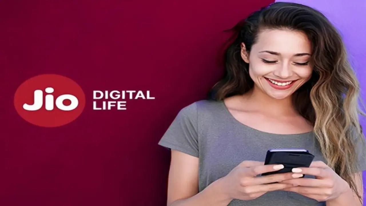 लेटेस्ट ऑफरः Jio Plus के टॉप 3 प्लान, 300GB डेटा और Netflix, Prime Video का फ्री एक्सेस!