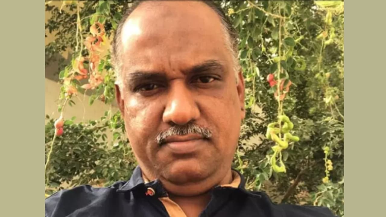 പ്രവാസി മലയാളി ഹൃദയാഘാതം മൂലം മരിച്ചു പ്രവാസി മലയാളി ഹൃദയാഘാതം മൂലം മരിച്ചു