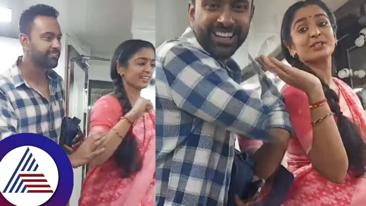 ಇವಳದ್ದು ಮಗುವಿನಂಥ ಮನಸ್ಸು ಎಂದ್ರೆ, ನಿಮ್ದು ನಾಯಿಬುದ್ಧಿ ಅನ್ನೋದಾ ಭಾಗ್ಯ? ತುಂಟಾಟ ನೋಡಿ ಫ್ಯಾನ್ಸ್ ಫುಲ್ ಖುಷ್ ಇವಳದ್ದು ಮಗುವಿನಂಥ ಮನಸ್ಸು ಎಂದ್ರೆ, ನಿಮ್ದು ನಾಯಿಬುದ್ಧಿ ಅನ್ನೋದಾ ಭಾಗ್ಯ? ತುಂಟಾಟ ನೋಡಿ ಫ್ಯಾನ್ಸ್ ಫುಲ್ ಖುಷ್