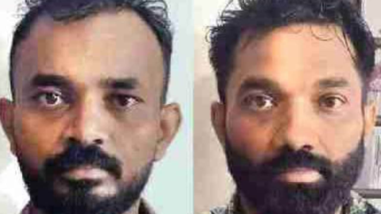 ലഹരിക്കടത്ത് കേസിൽ ജാമ്യത്തിലിറങ്ങി സംസ്ഥാനത്തേക്ക് എംഡിഎംഎ കടത്ത്; രണ്ട് പേർ ബെംഗളൂരുവിൽ പിടിയിൽ ലഹരിക്കടത്ത് കേസിൽ ജാമ്യത്തിലിറങ്ങി സംസ്ഥാനത്തേക്ക് എംഡിഎംഎ കടത്ത്; രണ്ട് പേർ ബെംഗളൂരുവിൽ പിടിയിൽ