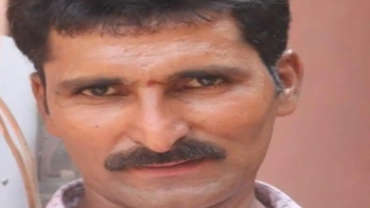 ಚಿಕ್ಕಮಗಳೂರು: ಗನ್ ಒರೆಸಿಡುವಾಗ ಮಿಸ್ ಫೈರ್, ಸ್ಥಳದಲ್ಲೇ ವ್ಯಕ್ತಿ ಮೃತ್ಯು, ಸಾವಿನ ಸುತ್ತ ಅನುಮಾನ..! ಚಿಕ್ಕಮಗಳೂರು: ಗನ್ ಒರೆಸಿಡುವಾಗ ಮಿಸ್ ಫೈರ್, ಸ್ಥಳದಲ್ಲೇ ವ್ಯಕ್ತಿ ಮೃತ್ಯು, ಸಾವಿನ ಸುತ್ತ ಅನುಮಾನ..!