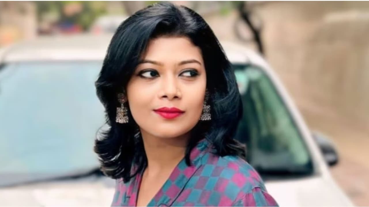 'മരിച്ചതുപോലെ ജീവിക്കുന്നതിനേക്കാൾ നല്ലത് മരണം'; ബംഗ്ലാദേശ് മാധ്യമപ്രവർത്തക തടാകത്തില് മരിച്ച നിലയിൽ 'മരിച്ചതുപോലെ ജീവിക്കുന്നതിനേക്കാൾ നല്ലത് മരണം'; ബംഗ്ലാദേശ് മാധ്യമപ്രവർത്തക തടാകത്തില് മരിച്ച നിലയിൽ