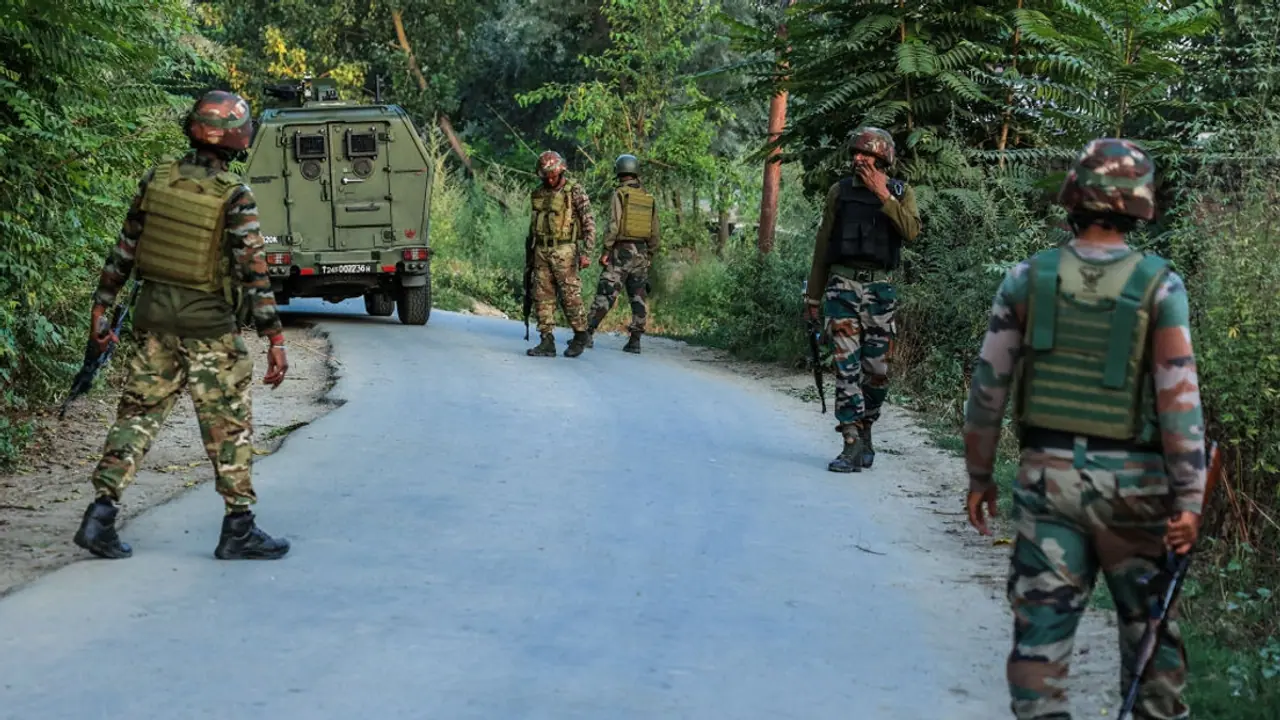 J&K counter intelligence dismantles Lashkar e Taiba offshoot operated by Pakistani handler 'Baba Hamas'