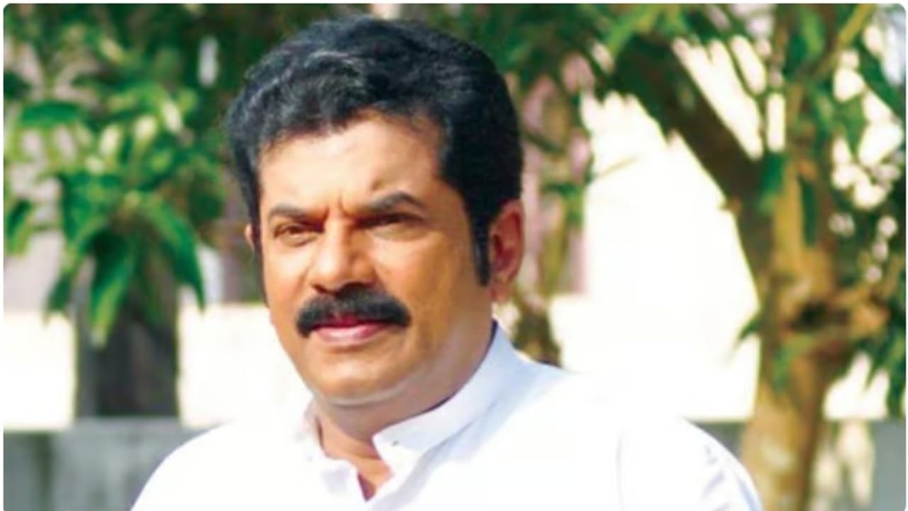 ബലാത്സംഗക്കേസ് പ്രതി, മുകേഷിന് ജാമ്യം നൽകരുത്, സർക്കാർ കോടതിയിൽ ബലാത്സംഗക്കേസ് പ്രതി, മുകേഷിന് ജാമ്യം നൽകരുത്, സർക്കാർ കോടതിയിൽ