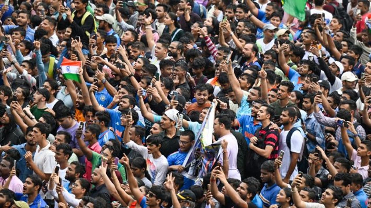 തൂപ്പുജോലി, ശമ്പളം 15000 രൂപ, ബിടെക്കുകാരും അധ്യാപകരുമടക്കം അപേക്ഷിച്ചത് 1.66 ലക്ഷം പേർ 