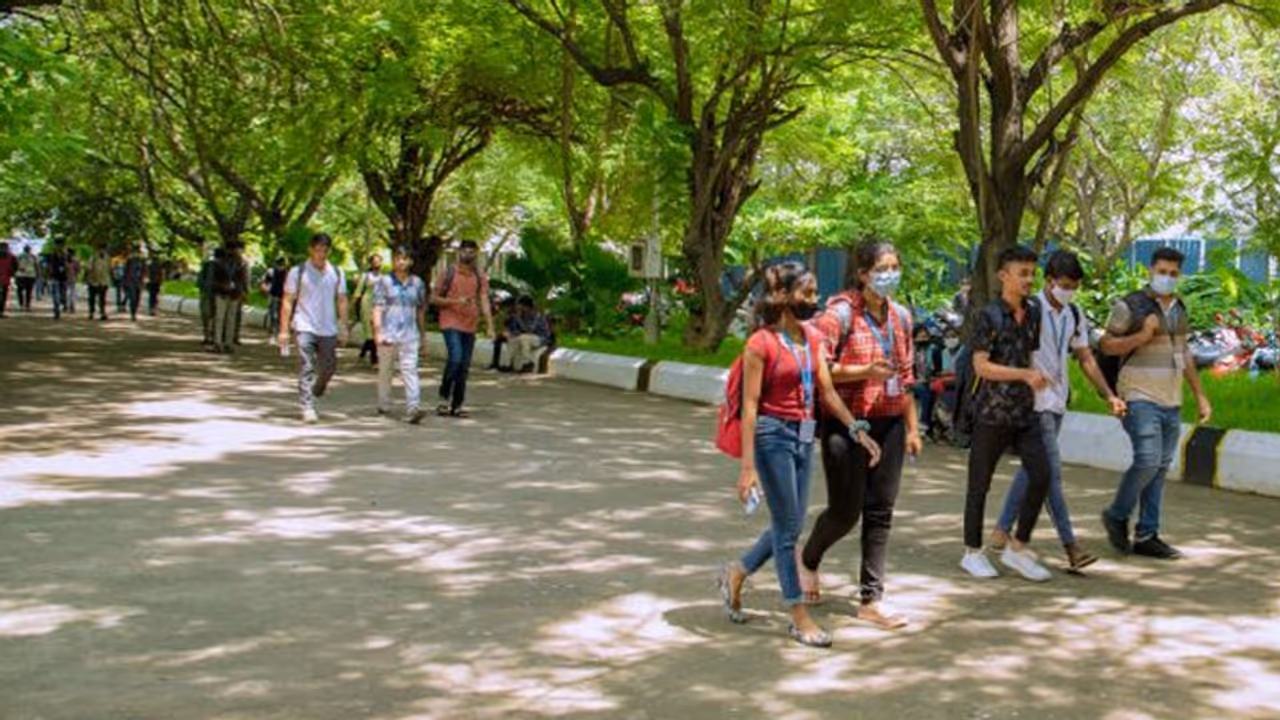 Private college Private college