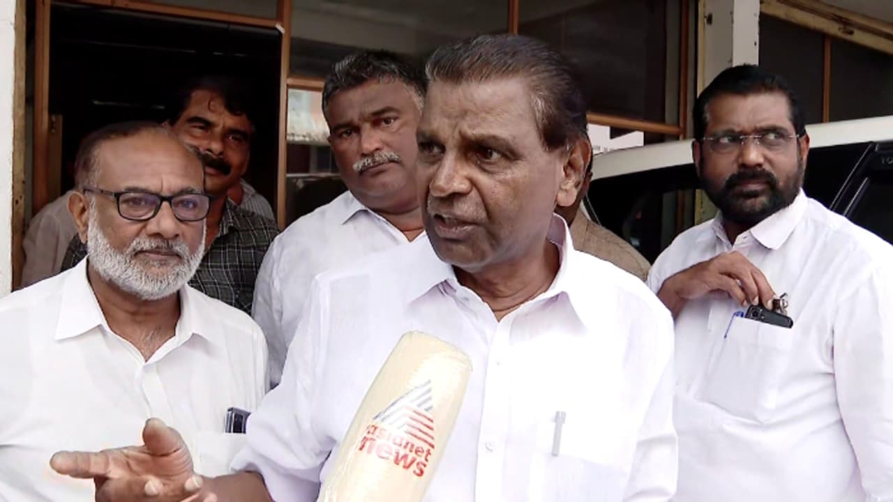 കേരള പൊലീസിനെ നയിക്കുന്നവരെല്ലാം ചൂടുവെള്ളത്തിൽ ചാടി, നടക്കുന്നത് കേട്ടുകേൾവിയില്ലാത്ത കാര്യങ്ങൾ: തിരുവഞ്ചൂർ 