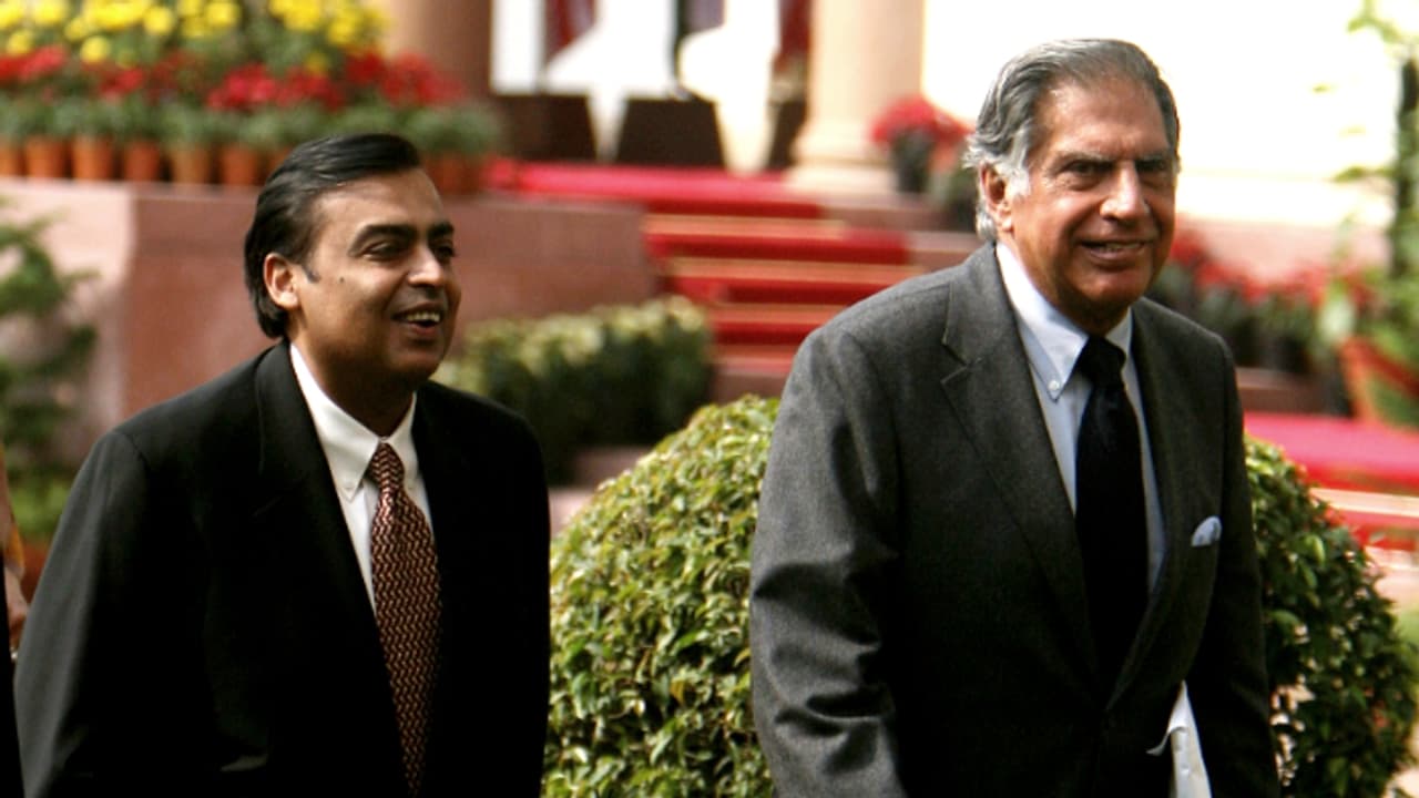 അംബാനിക്ക് മുൻപേ വിദേശ വിപണിയിലേക്ക് നടന്നുകയറി ടാറ്റ; ഇന്ത്യയിൽ ഹിറ്റായ ബ്രാൻഡ് ഇനി ദുബായിൽ അംബാനിക്ക് മുൻപേ വിദേശ വിപണിയിലേക്ക് നടന്നുകയറി ടാറ്റ; ഇന്ത്യയിൽ ഹിറ്റായ ബ്രാൻഡ് ഇനി ദുബായിൽ