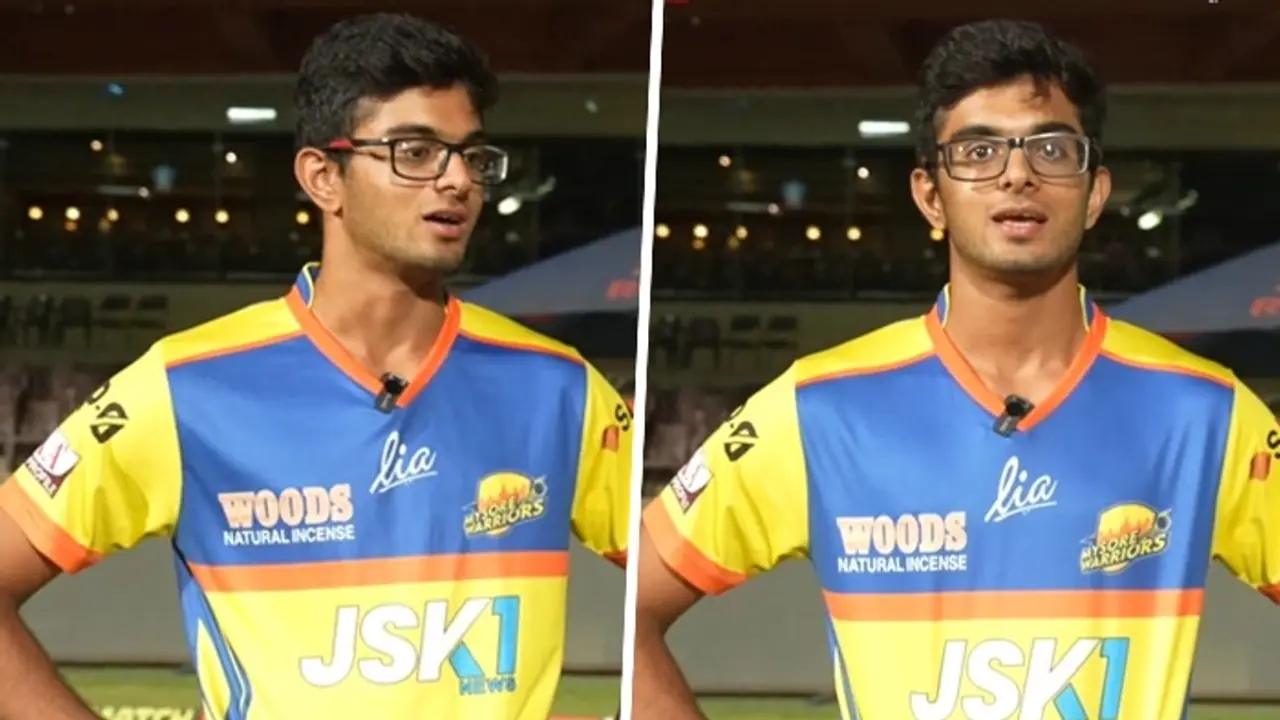 "ಎಲ್ಲಾ ಕನ್ನಡಿಗರಿಗೂ..": ಭಾರತ ಅಂಡರ್ 19 ತಂಡಕ್ಕೆ ಆಯ್ಕೆಯಾದ ಬೆನ್ನಲ್ಲೇ ಕನ್ನಡದಲ್ಲೇ ಖುಷಿ ಹಂಚಿಕೊಂಡ ಸಮಿತ್ ದ್ರಾವಿಡ್ "ಎಲ್ಲಾ ಕನ್ನಡಿಗರಿಗೂ..": ಭಾರತ ಅಂಡರ್ 19 ತಂಡಕ್ಕೆ ಆಯ್ಕೆಯಾದ ಬೆನ್ನಲ್ಲೇ ಕನ್ನಡದಲ್ಲೇ ಖುಷಿ ಹಂಚಿಕೊಂಡ ಸಮಿತ್ ದ್ರಾವಿಡ್