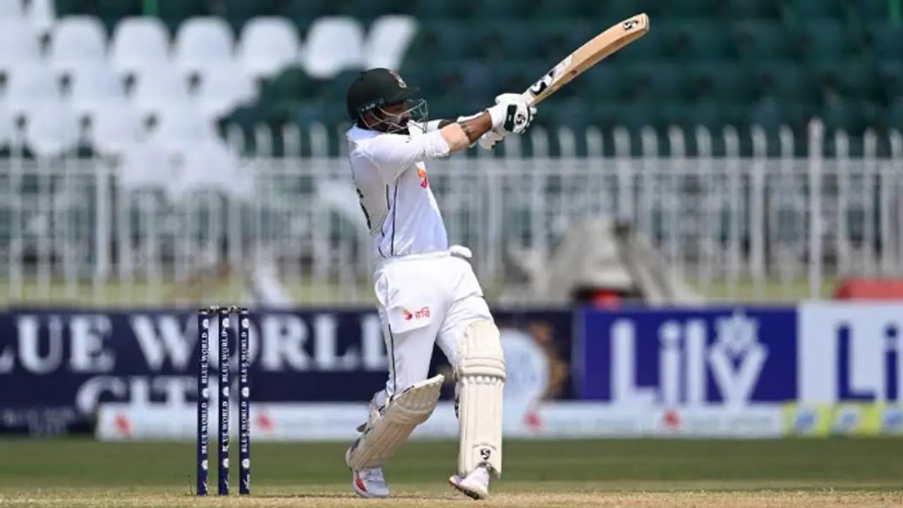 ബംഗ്ലാദേശിനെ കൂട്ടത്തകര്ച്ചയില് നിന്ന് കൈപ്പിടിച്ചുയര്ത്തി ലിറ്റണ്, സെഞ്ചുറി! പാകിസ്ഥാന് വീണ്ടും തകര്ച്ച ബംഗ്ലാദേശിനെ കൂട്ടത്തകര്ച്ചയില് നിന്ന് കൈപ്പിടിച്ചുയര്ത്തി ലിറ്റണ്, സെഞ്ചുറി! പാകിസ്ഥാന് വീണ്ടും തകര്ച്ച