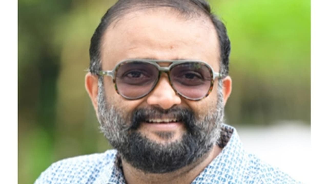 'അവരെന്റെ മാറിടത്തിൽ പിടിച്ചു, പേടിയായി, സമ്മാനിച്ചത് വലിയ ട്രോമ'; ദുരനുഭവം പറഞ്ഞ് പ്രശാന്ത് അലക്സാണ്ടർ