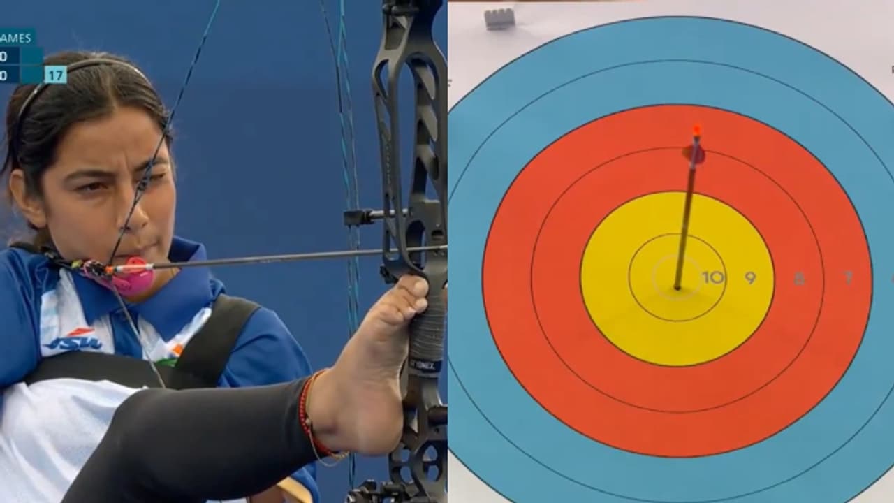 അസാധ്യം, അമ്പരപ്പ്, പിന്നെ കൈയടി.. കാണാം ഇരുകൈകളുമില്ലാതെ ഇന്ത്യയുടെ ശീതൾ ദേവി തൊടുത്ത ബുള്സ്ഐ ഷോട്ട് അസാധ്യം, അമ്പരപ്പ്, പിന്നെ കൈയടി.. കാണാം ഇരുകൈകളുമില്ലാതെ ഇന്ത്യയുടെ ശീതൾ ദേവി തൊടുത്ത ബുള്സ്ഐ ഷോട്ട്