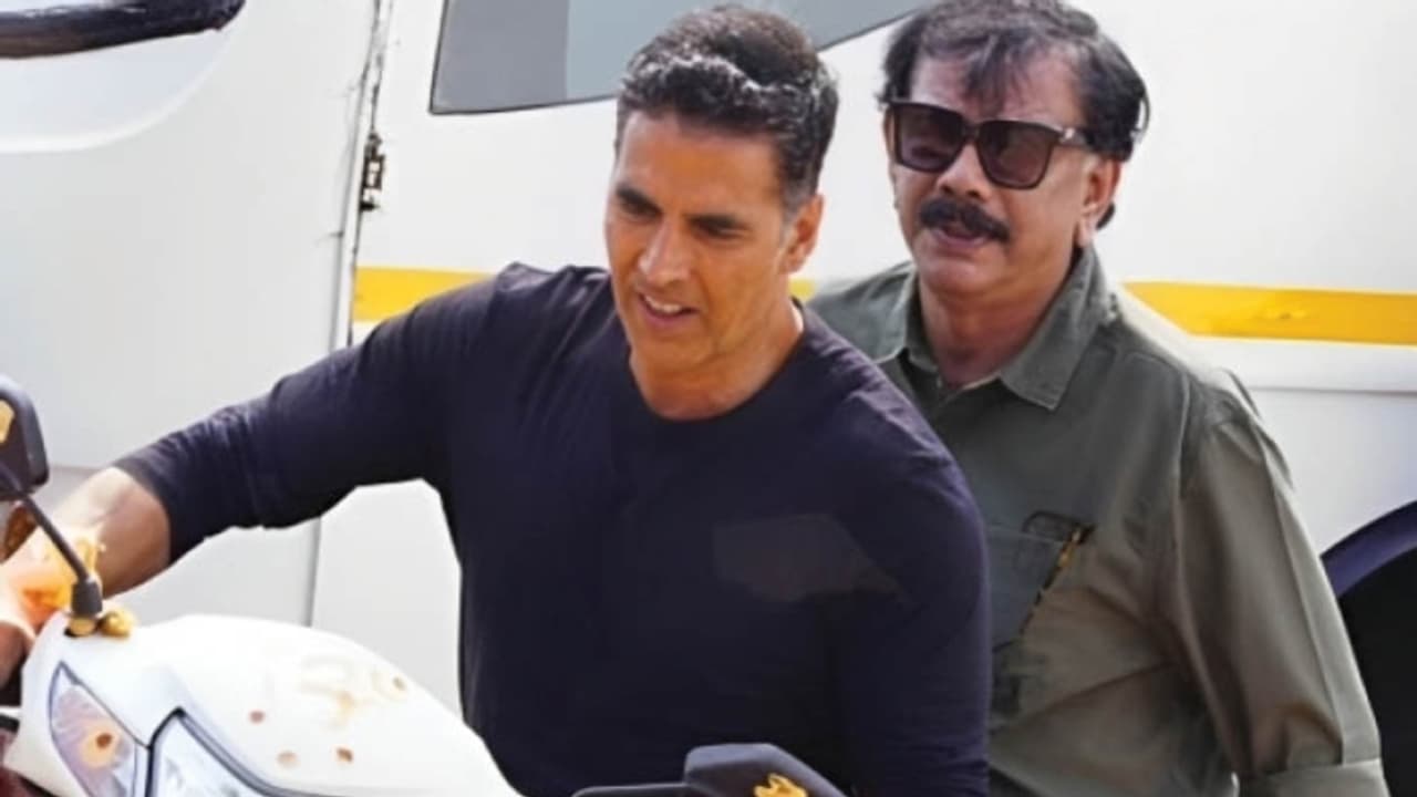 പരാജയങ്ങളുടെ പടുകുഴി, അക്ഷയ് കുമാറിനെ കരകയറ്റാൻ പ്രിയദർശൻ ! പുതിയ പടത്തിന്റെ വൻ അപ്ഡേറ്റ്