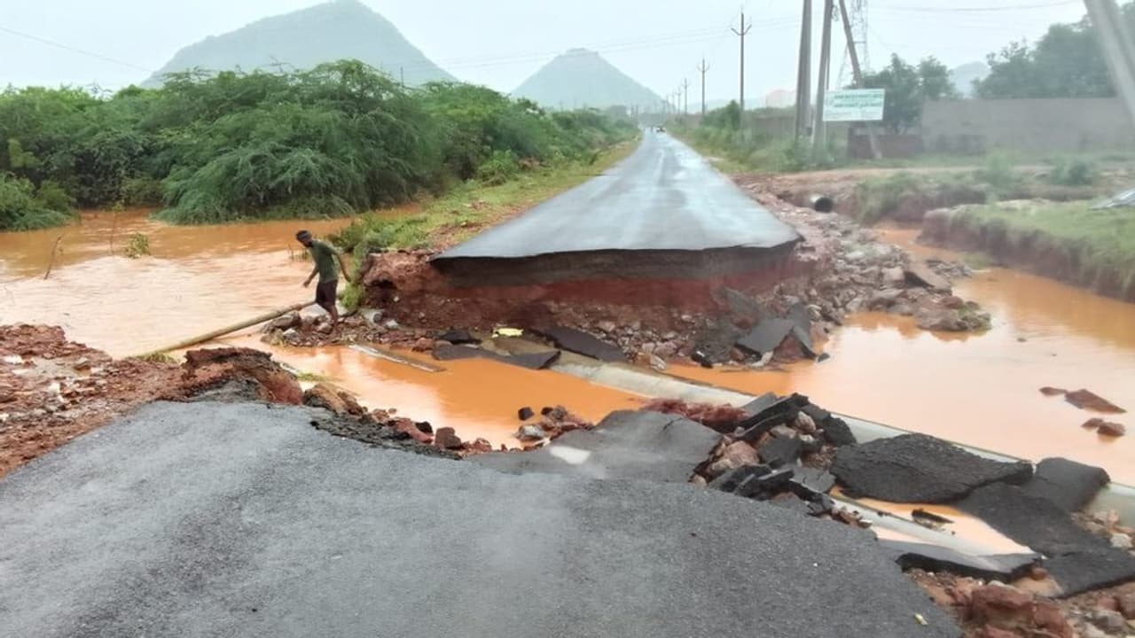 Telangana floods: Congress under fire as videos, photos of roads caving in amid rainfall go viral (WATCH)