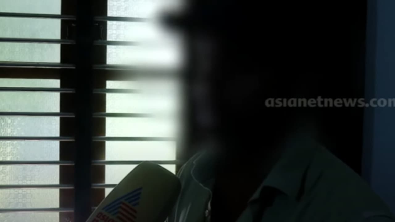 'ഡാറ്റ എൻട്രിയെന്ന് പറഞ്ഞാണ് കൊണ്ടുപോയത്, മയക്കുമരുന്ന് നൽകി തട്ടിപ്പിന് നിർബന്ധിച്ചു': ജീവനും കൊണ്ടോടി യുവാവ് 'ഡാറ്റ എൻട്രിയെന്ന് പറഞ്ഞാണ് കൊണ്ടുപോയത്, മയക്കുമരുന്ന് നൽകി തട്ടിപ്പിന് നിർബന്ധിച്ചു': ജീവനും കൊണ്ടോടി യുവാവ്