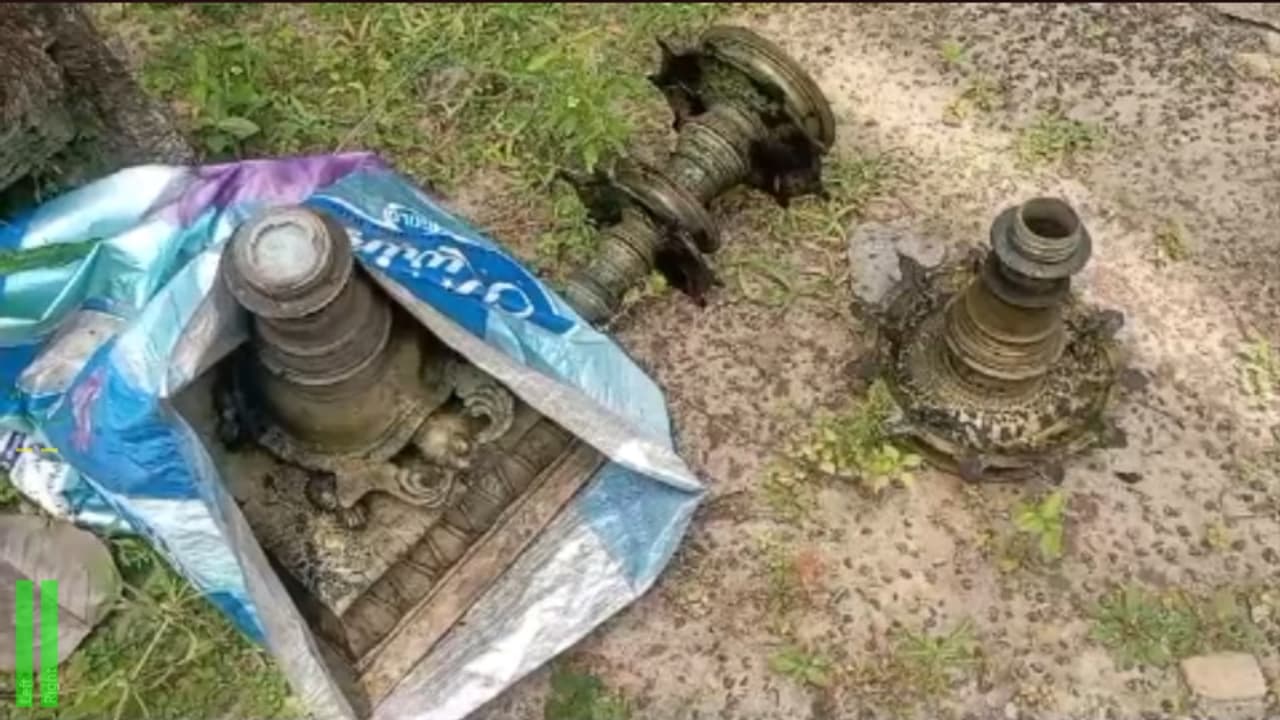 പട്ടാപ്പകൽ ക്ഷേത്രത്തിൽ മുച്ചക്ര സൈക്കിളുമായെത്തി ദീപസ്തംഭം മുറിച്ച് കടത്താൻ ശ്രമം; നാട്ടുകാർ കണ്ടപ്പോൾ ഓടി പട്ടാപ്പകൽ ക്ഷേത്രത്തിൽ മുച്ചക്ര സൈക്കിളുമായെത്തി ദീപസ്തംഭം മുറിച്ച് കടത്താൻ ശ്രമം; നാട്ടുകാർ കണ്ടപ്പോൾ ഓടി