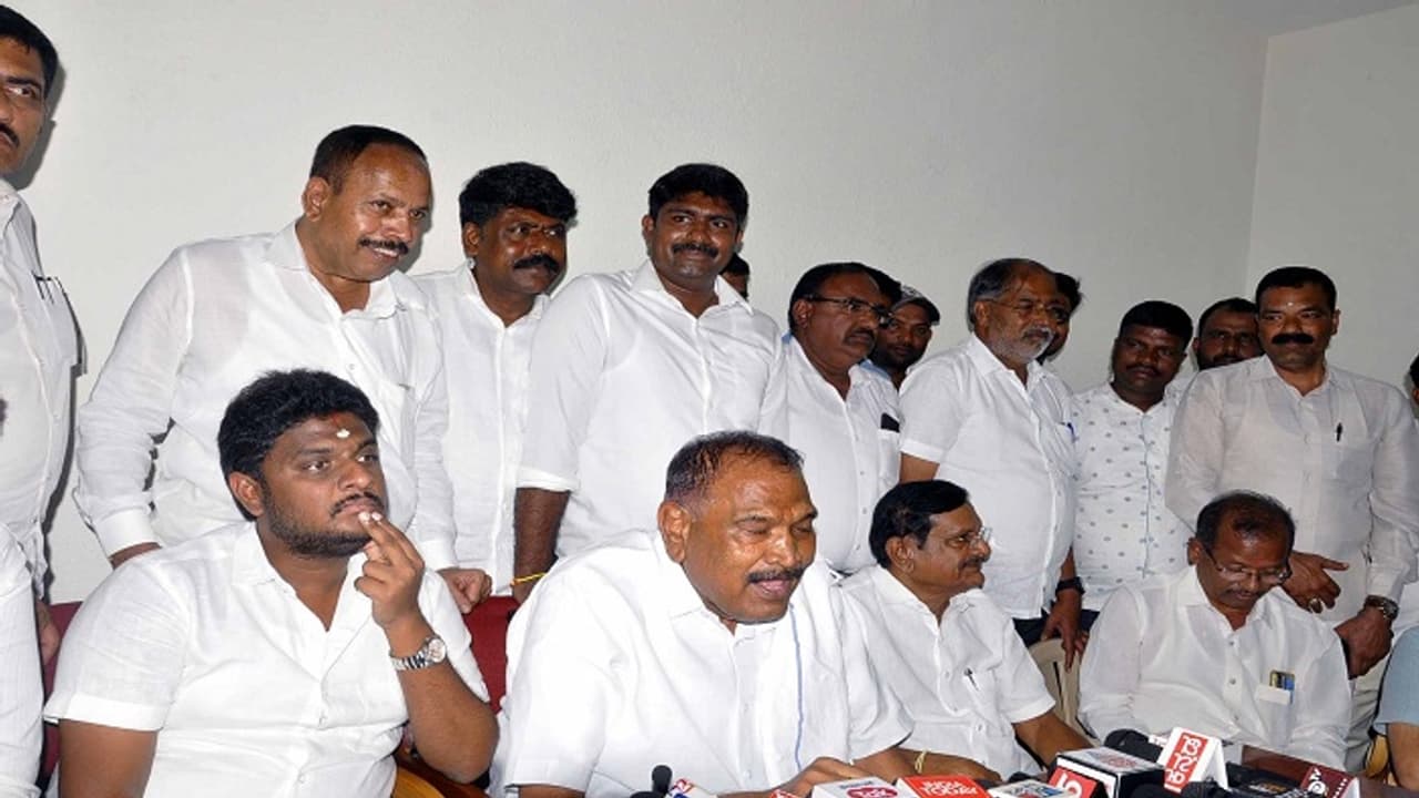 ಎತ್ತಿನಹೊಳೆ ಯೋಜನೆ ಕಾಂಗ್ರೆಸ್ ಸರ್ಕಾರದ ಭಗೀರಥ ಕೆಲಸ: ಶಿವಲಿಂಗೇಗೌಡ ಎತ್ತಿನಹೊಳೆ ಯೋಜನೆ ಕಾಂಗ್ರೆಸ್ ಸರ್ಕಾರದ ಭಗೀರಥ ಕೆಲಸ: ಶಿವಲಿಂಗೇಗೌಡ