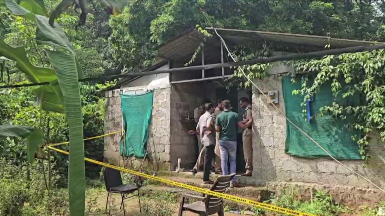 അങ്കമാലിയിൽ യുവാവിനെ സുഹൃത്തിന്‍റെ വീട്ടിൽ മരിച്ച നിലയിൽ കണ്ടെത്തി, മര്‍ദനമേറ്റതായി സൂചന