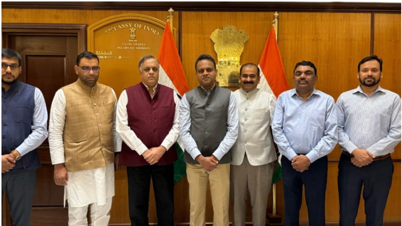 ഇന്ത്യൻ സർവകലാശാലകളിൽ ഓൺലൈൻ പഠനം നടത്തുന്നവർക്ക് സൗദിയിൽ പരീക്ഷാ സെന്‍റര്‍; അറിയിച്ച് ഇന്ത്യൻ അംബാസഡർ