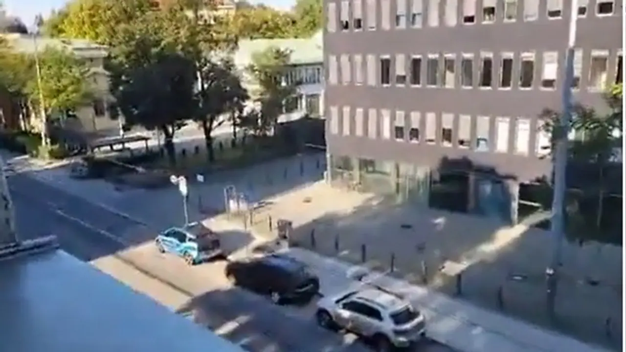 Police shoot 'suspicious person' outside Israeli embassy in Munich on 1972 Olympic attack anniversary (WATCH)