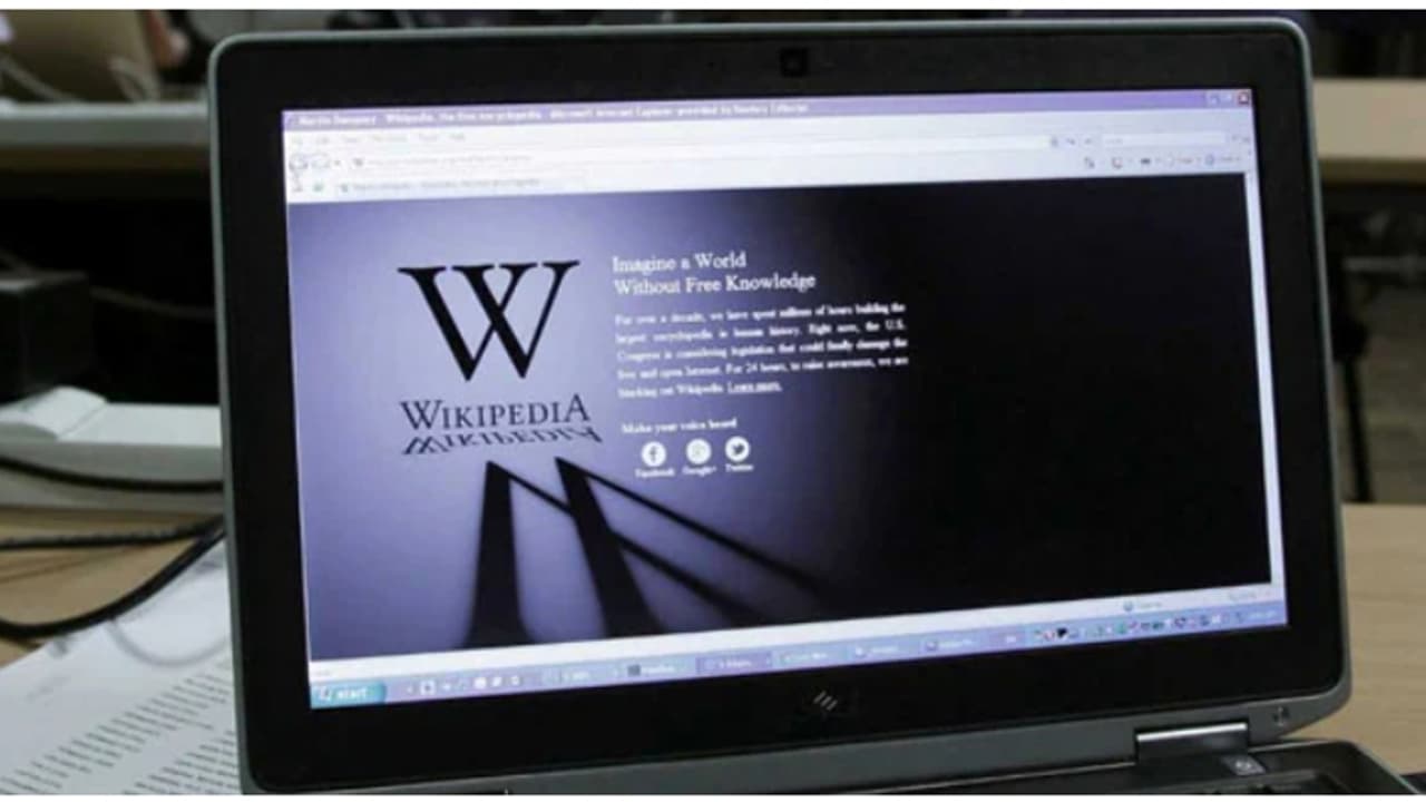 'ഇന്ത്യയെ ഇഷ്ടമല്ലെങ്കിൽ ദയവായി ഇവിടെ ജോലി ചെയ്യരുത്'; വിക്കിപീഡിയക്ക് കടുത്ത മുന്നറിയിപ്പ് നൽകി ഹൈക്കോടതി