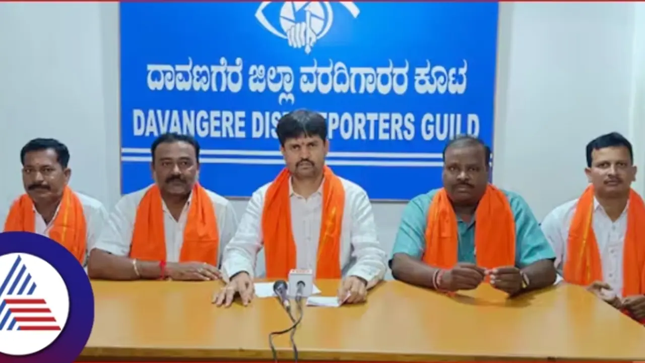 ಗಣೇಶೋತ್ಸವಕ್ಕೆ ಪೊಲೀಸರೇ ವಿಘ್ನ; ಇಫ್ತಿಯಾರ್ ಕೂಟಕ್ಕಿಲ್ಲದ ನಿಯಮ ಗಣಪತಿ ಪ್ರಸಾದಕ್ಕೇಕೆ? ರಾಜನಹಳ್ಳಿ ಶಿವಕುಮಾರ ಪ್ರಶ್ನೆ