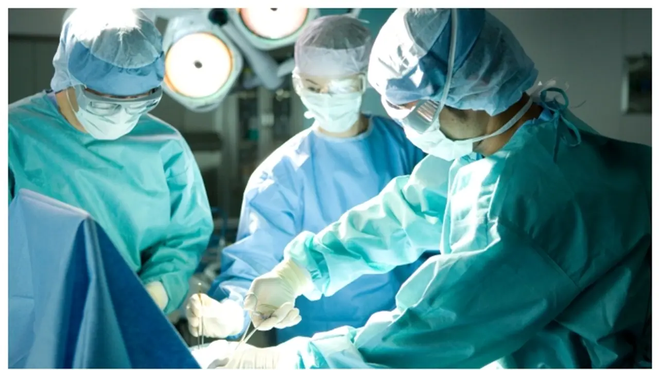 Lucknow doctors successfully remove brain tumour while awake patient fiddles with phone; here's what happened